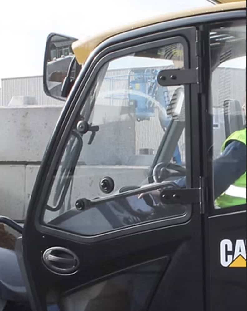 CAT Window: Telehandler Door